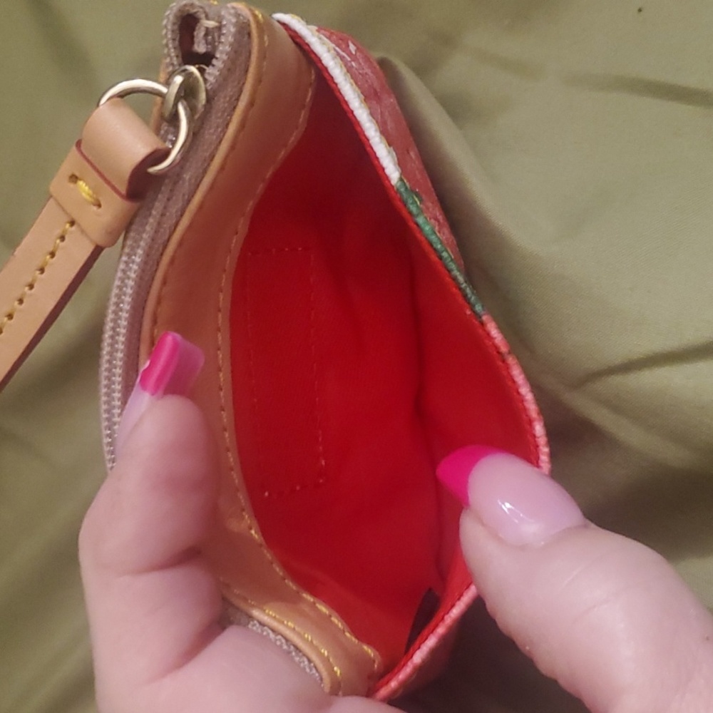 D&B gorgeous Id/Coin holder - Picture 2 of 6